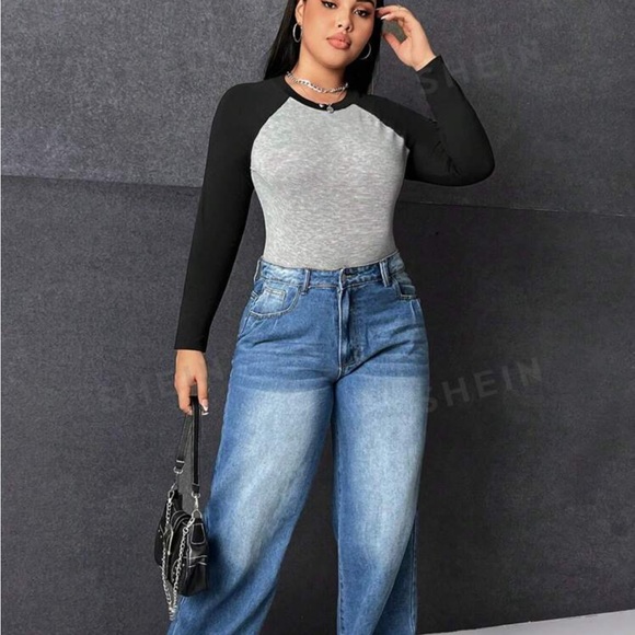 Two Tone Raglan Sleeve Bodysuit - Picture 4 of 4